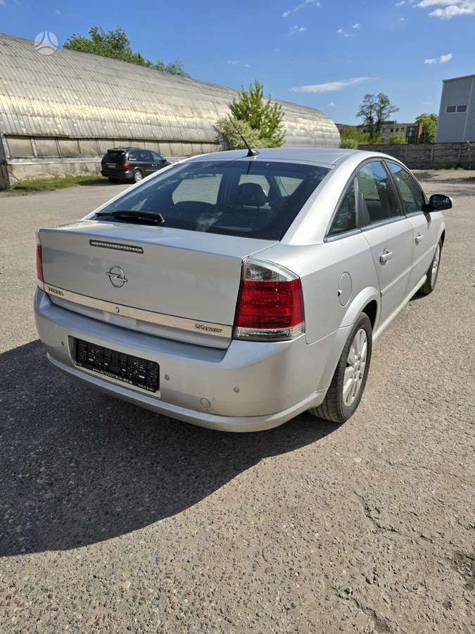Opel Vectra, 2.2 l., hatchback