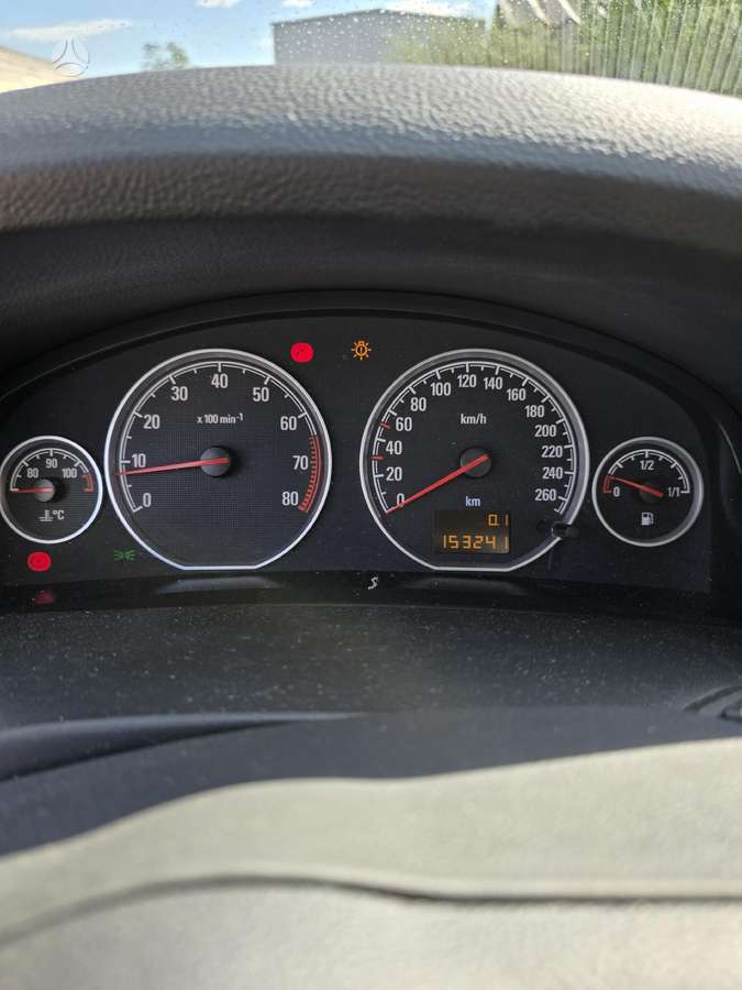 Opel Vectra, 2.2 l., hatchback