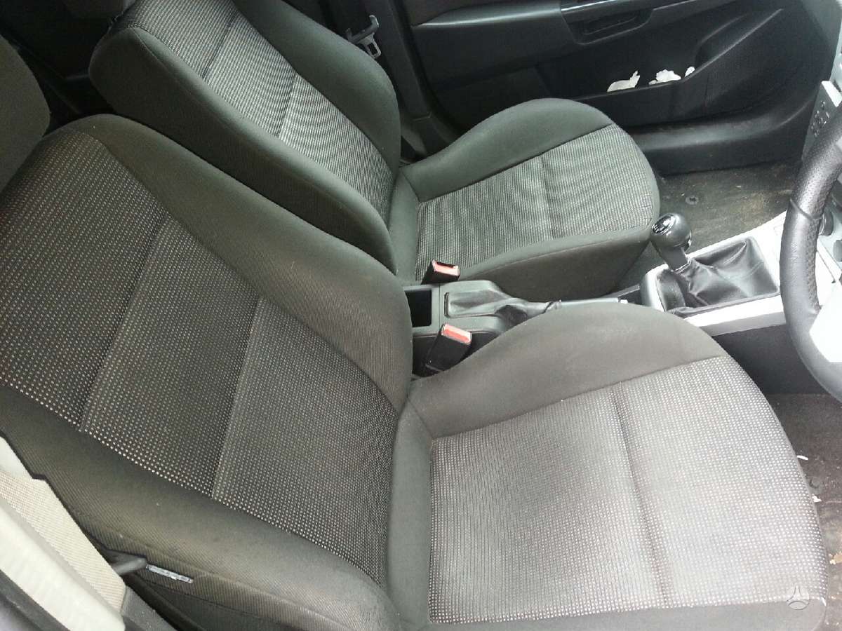 Opel Astra по частям