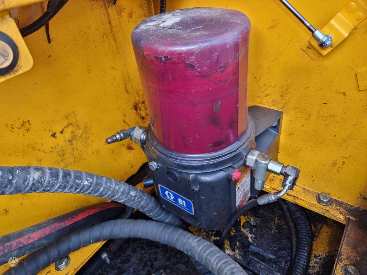 JCB JS 330 NC, экскаваторы