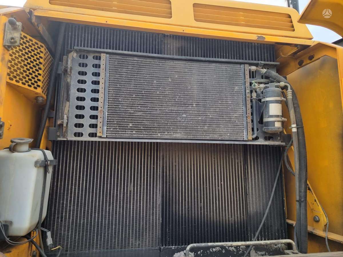 JCB JS 330 NC, excavator