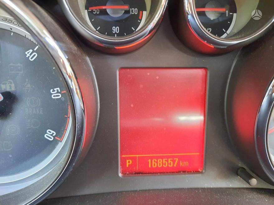 Opel Zafira Tourer kėbulo dalys