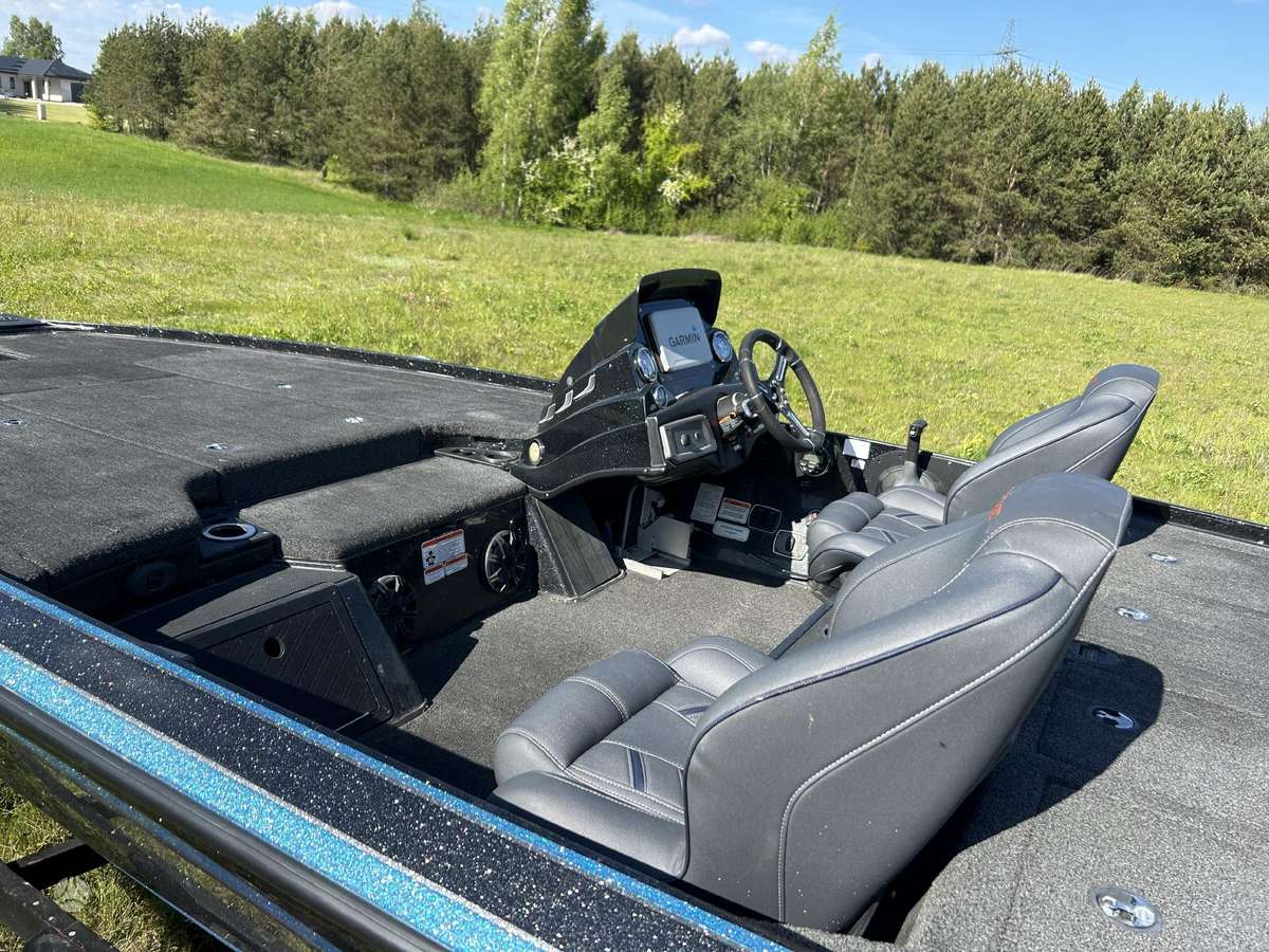 Tracker Nitro Z20, яхты / катера