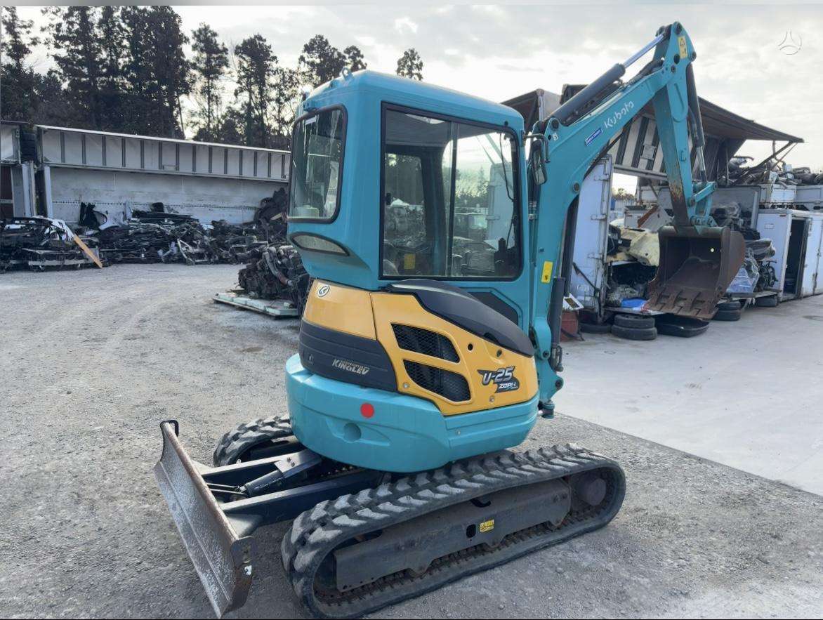 Kubota U-25-3S, mini ekskavatoriai
