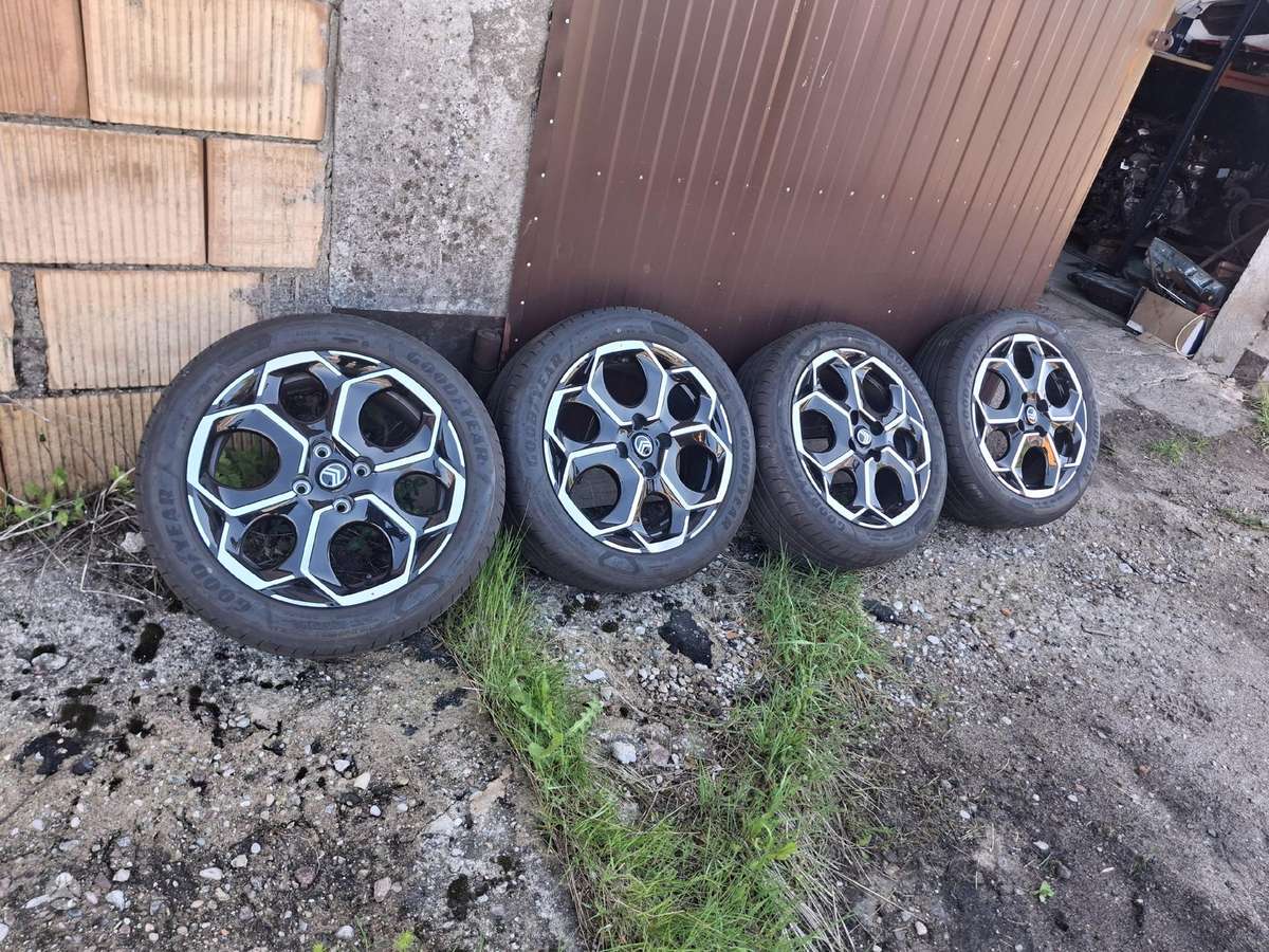 Citroen C-3, lengvojo lydinio, R17