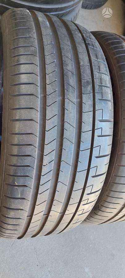 Pirelli, summer 275/40 R22
