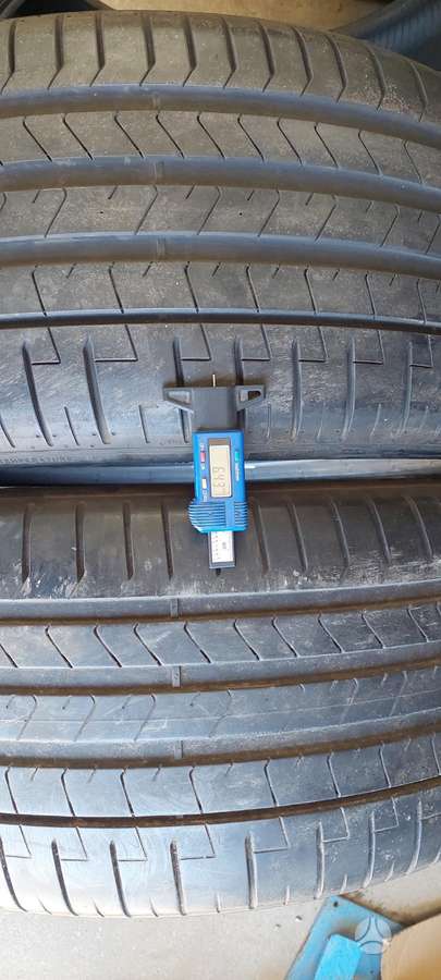Pirelli, летние 275/40 R22