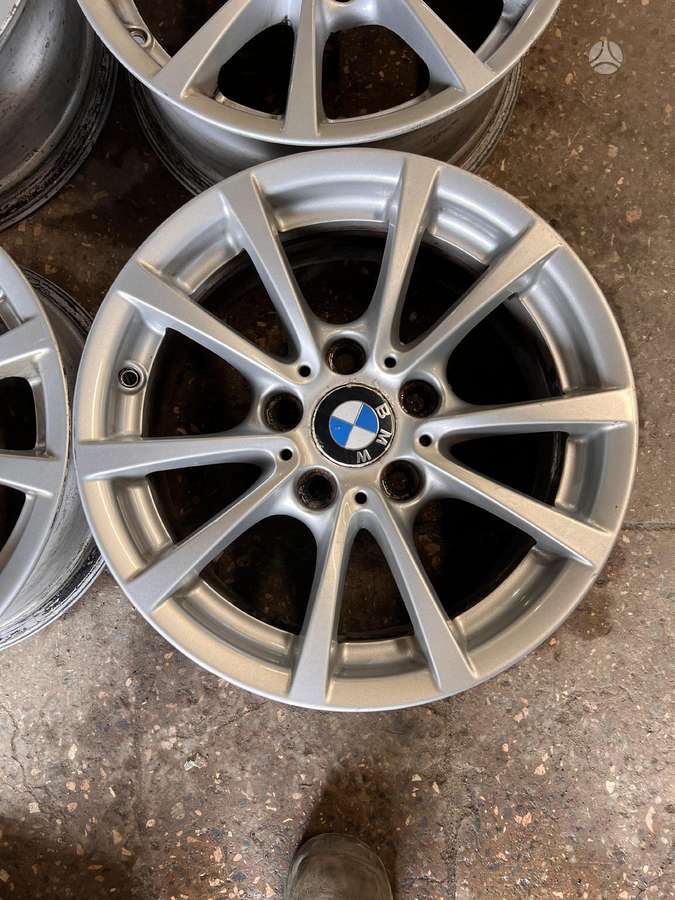 BMW, lengvojo lydinio, R16