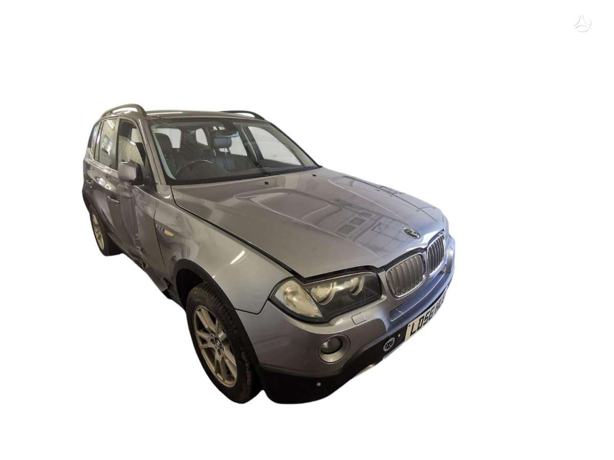 BMW X3 dalimis