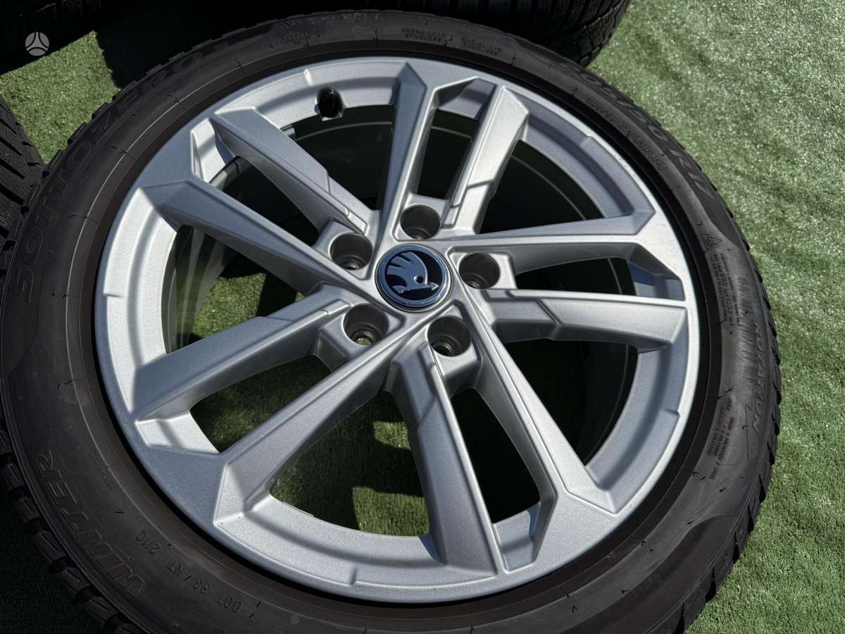 Skoda ORGINALUS - 7J, ET43, light alloy, R17