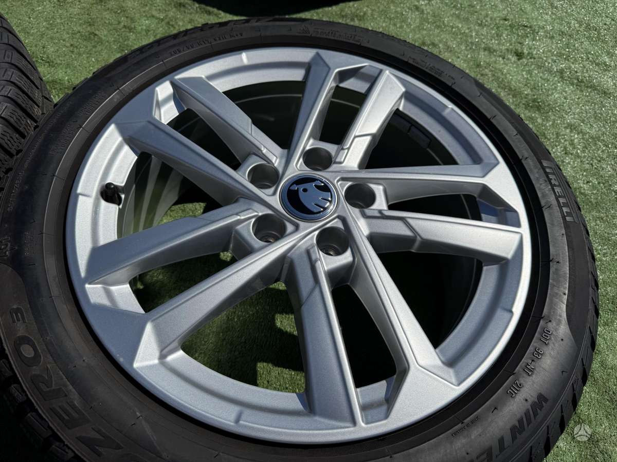 Skoda ORGINALUS - 7J, ET43, light alloy, R17