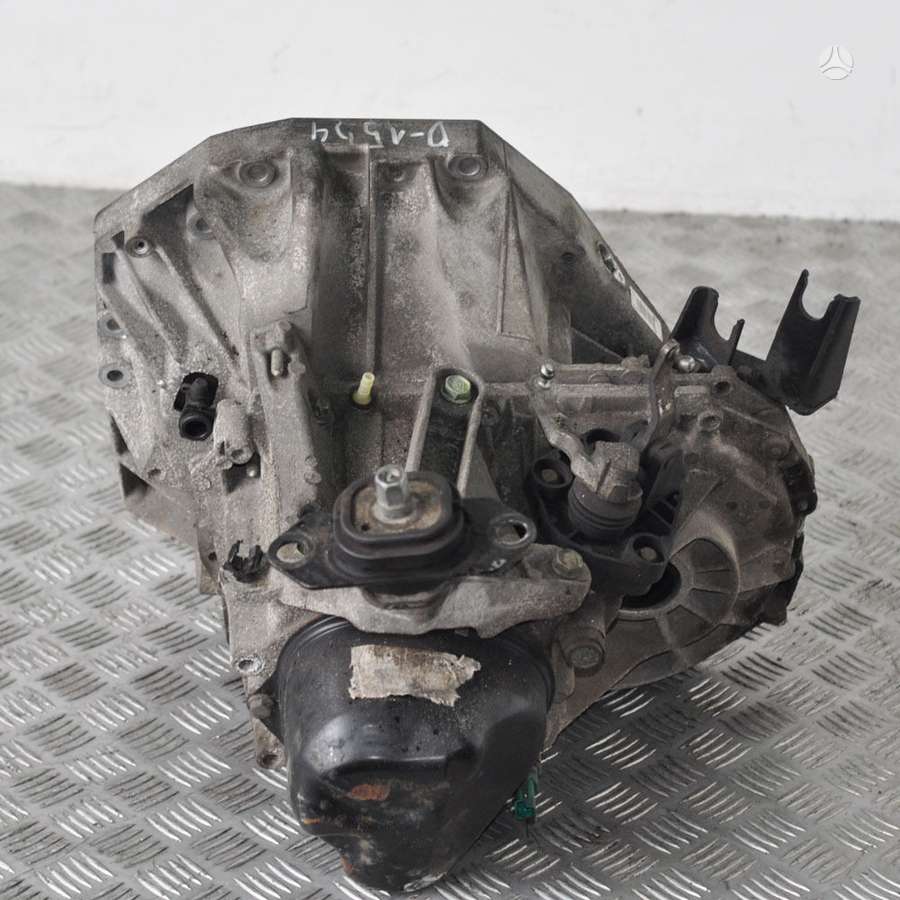 Nissan Note reduktors, ātrumkārba
