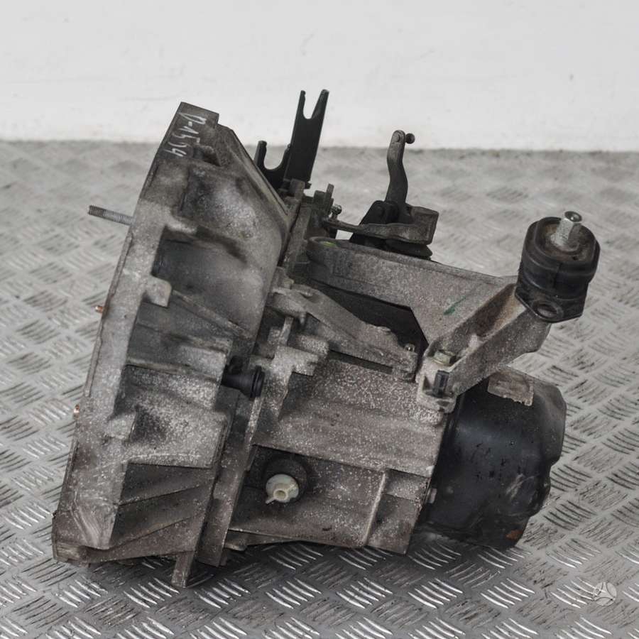 Nissan Note reduktors, ātrumkārba