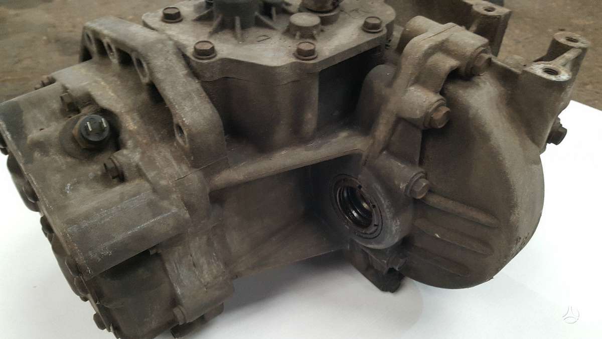 Chrysler Grand Voyager differential, gearbox