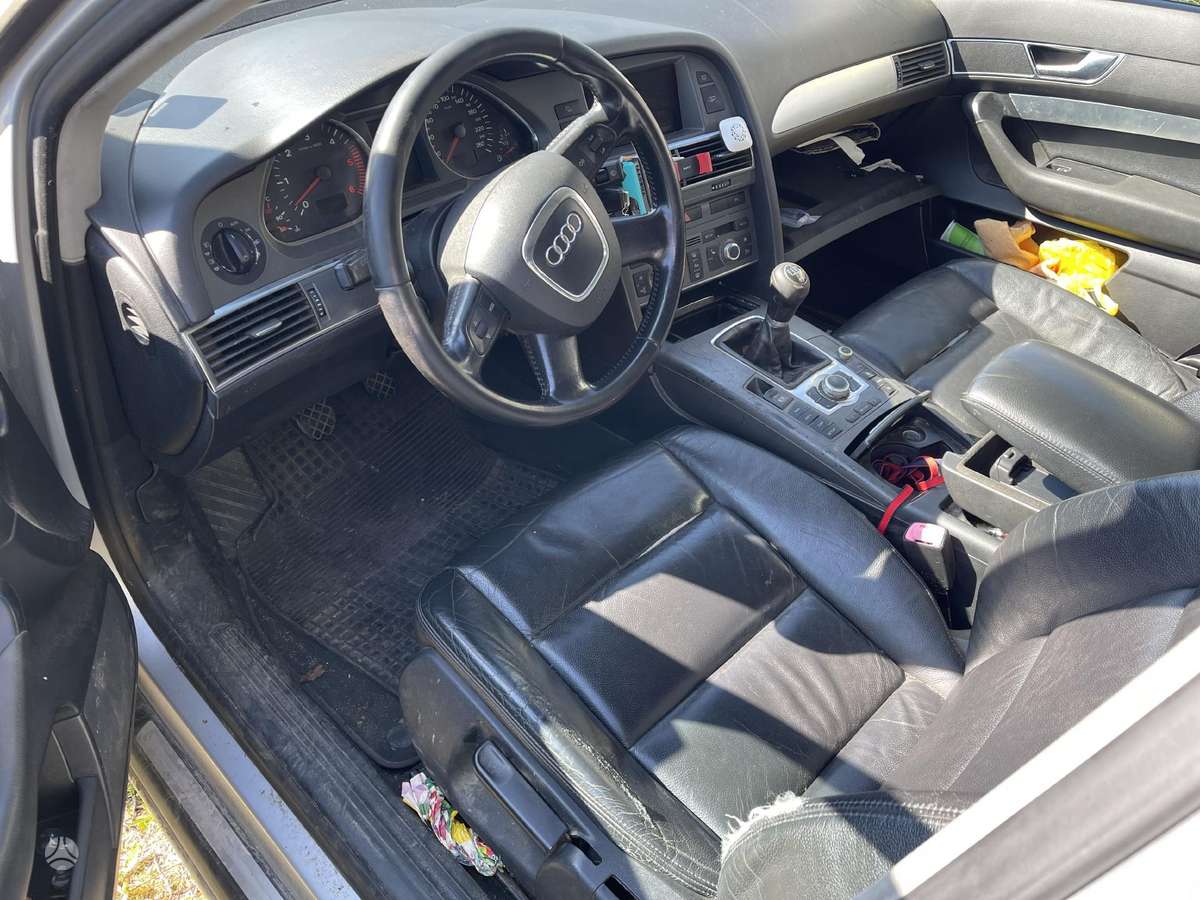Audi A6 dalimis