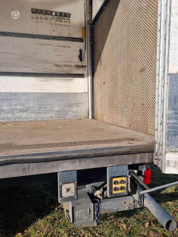 MAN TGS 18.320, box trucks / box vans