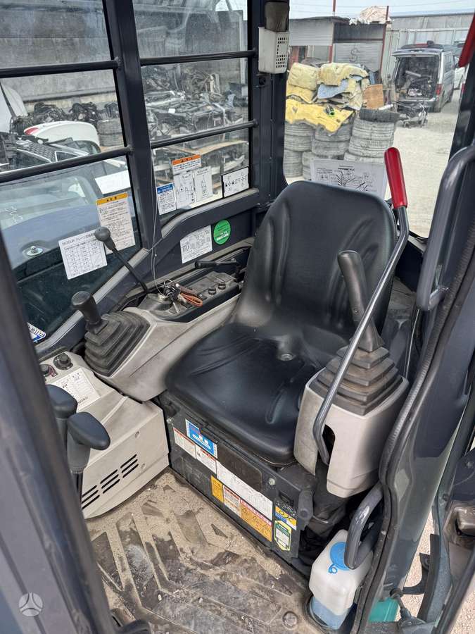Kobelco SK30UR-6, mini ekskavatoriai