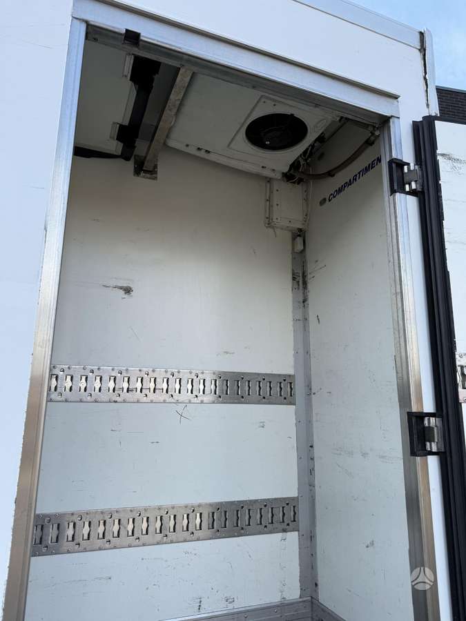 Volkswagen Crafter, 2.0 l., cargo van 6