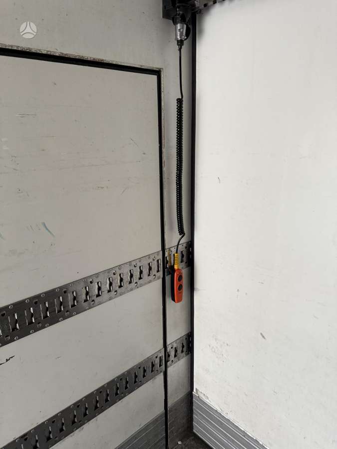 Volkswagen Crafter, 2.0 l., cargo van 12