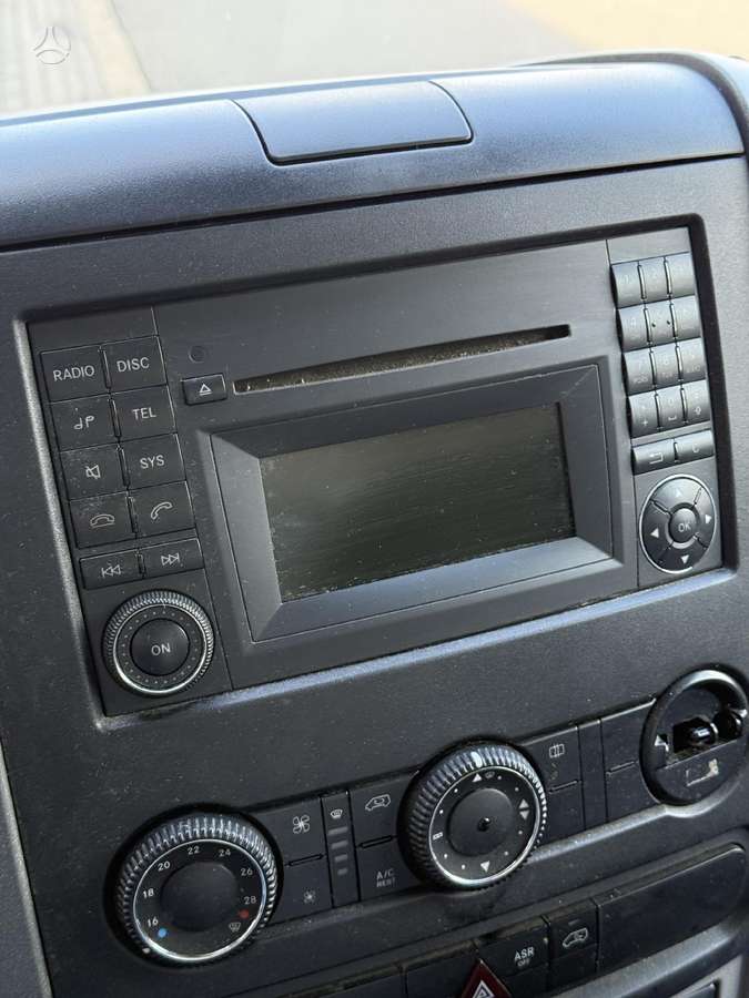 Volkswagen Crafter, 2.0 l., cargo van 16