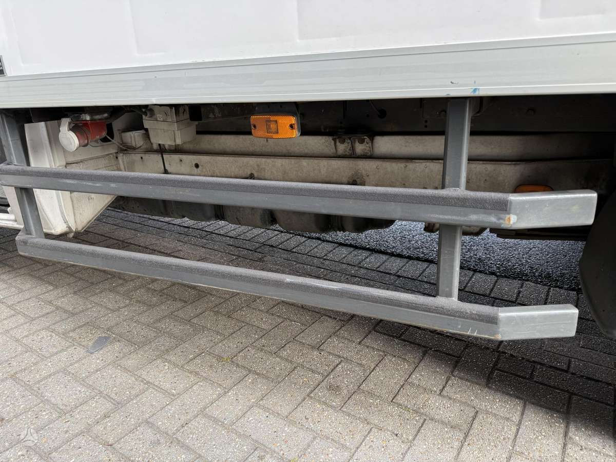 Volkswagen Crafter, 2.0 l., cargo van 17