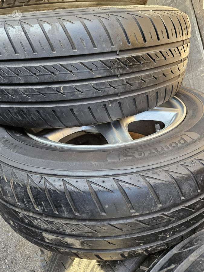 KIA Ceed/Carnival, lengvojo lydinio, R15