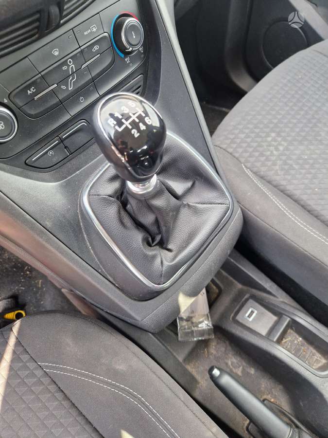 Ford C-MAX по частям