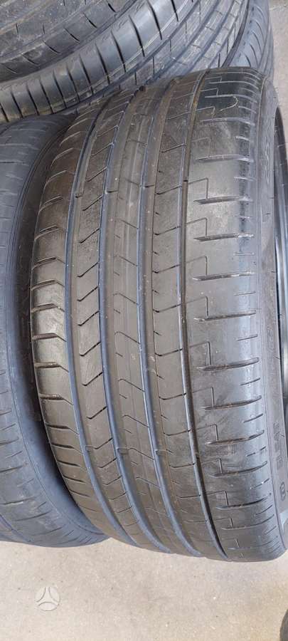 Pirelli, vasaras 235/35 R20