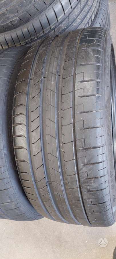 Pirelli, vasarinės 235/35 R20