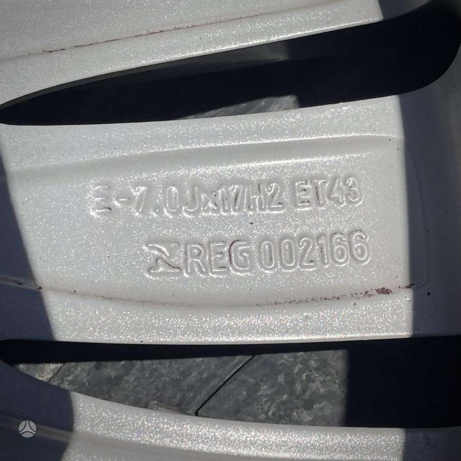 Audi, vieglmetāla, R17