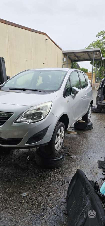 Opel Meriva 37069885048