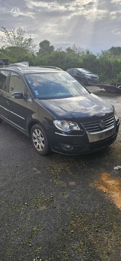 Volkswagen Touran 37069885048