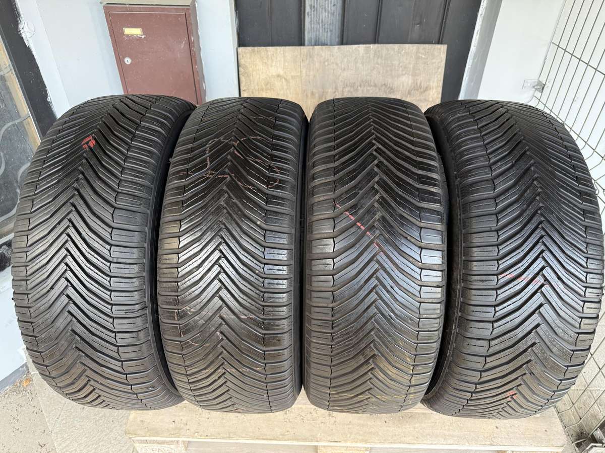 Michelin Cross climate2 suv, universalios 225/55 R19