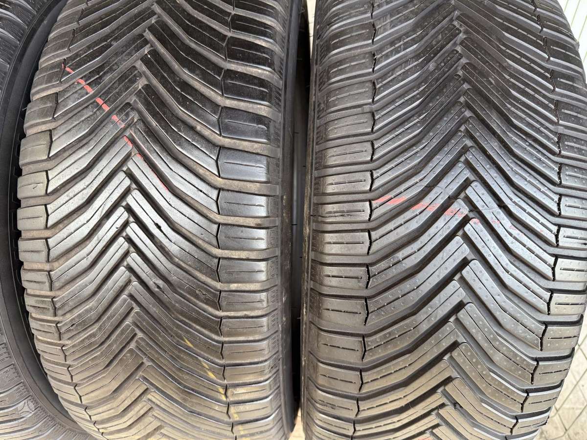 Michelin Cross climate2 suv, universalios 225/55 R19
