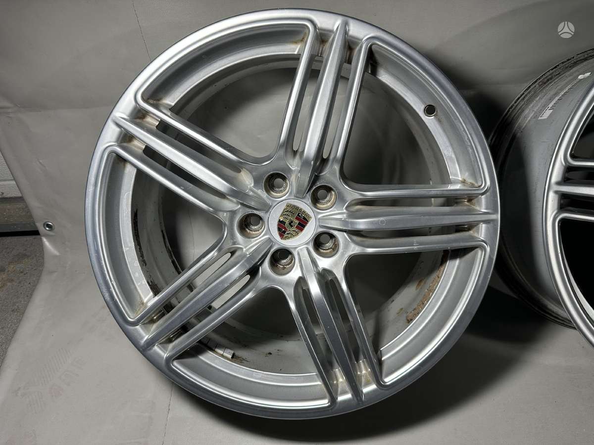 Porsche MACAN, light alloy, R19