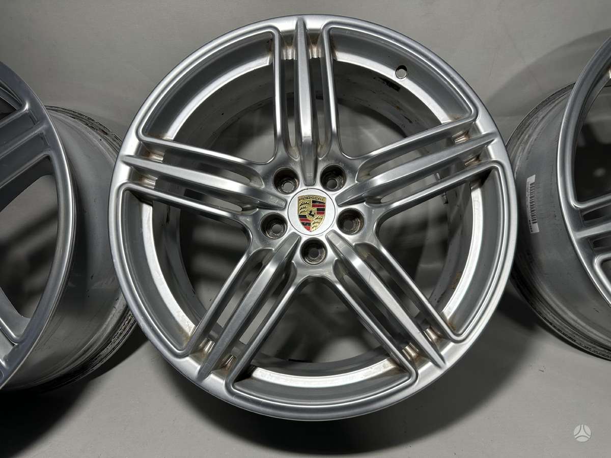 Porsche MACAN, light alloy, R19
