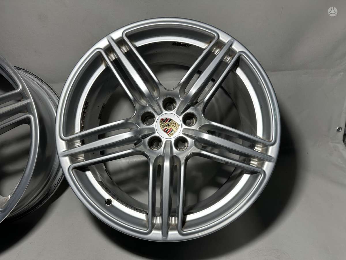 Porsche MACAN, light alloy, R19