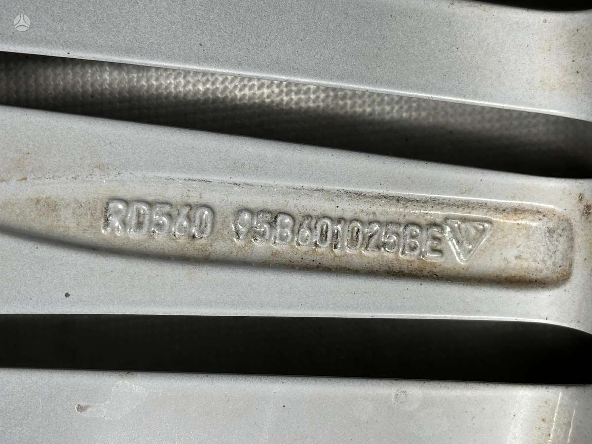 Porsche MACAN, light alloy, R19