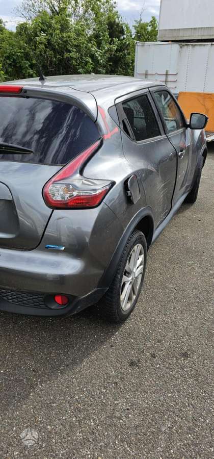 Nissan Juke 37069885048
