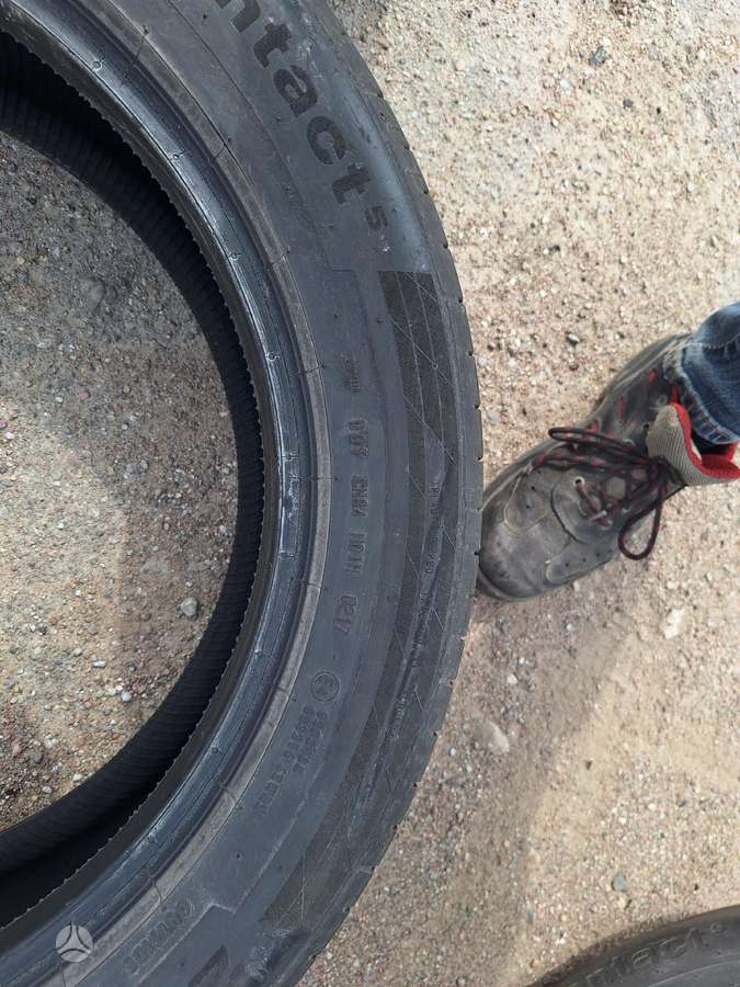 Continental, vasaras 235/50 R19