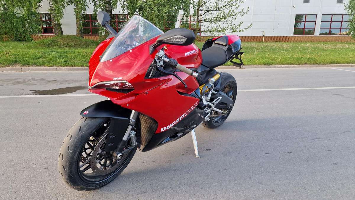 Ducati Panigale 959cc, спортбайки / superbikes