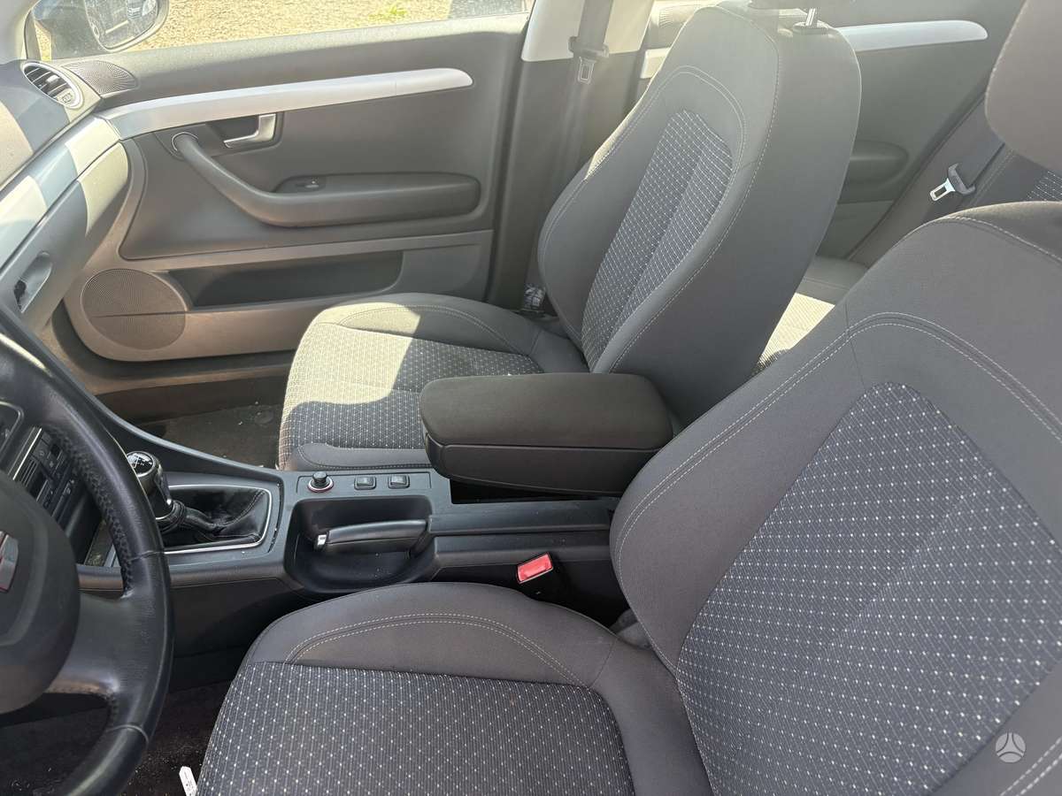 Seat Exeo 37068366700