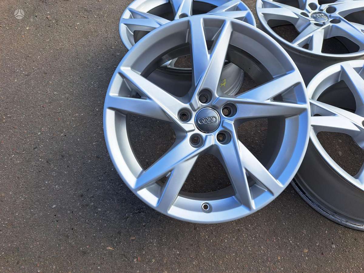 Audi A4B9 7.5j et39, light alloy, R17