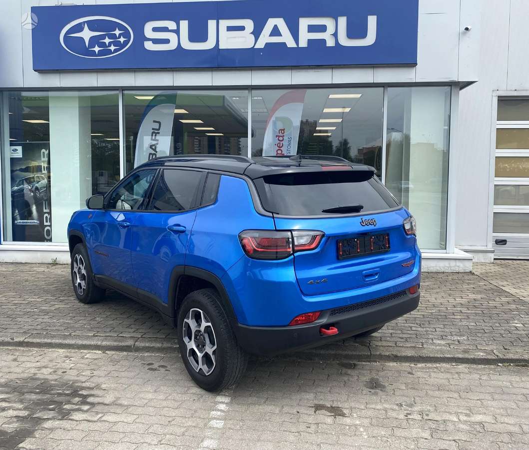 Jeep Compass, 2.4 l., off-road / crossover