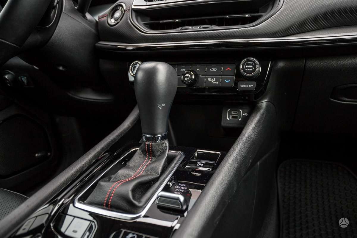 Jeep Compass, 2.4 l., Внедорожник / Кроссовер