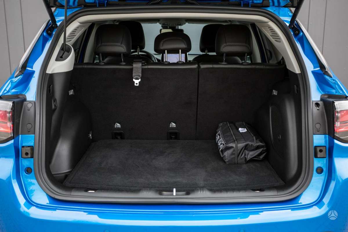 Jeep Compass, 2.4 l., off-road / crossover