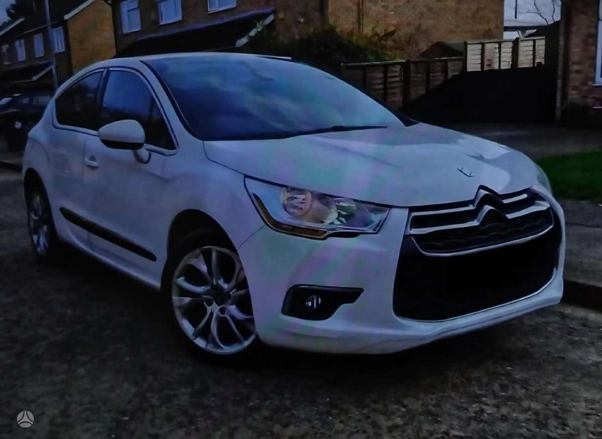 Citroen DS4 rezerves daļās. Uk