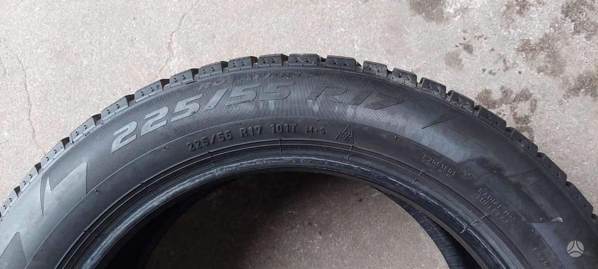 Pirelli, winter 225/55 R17