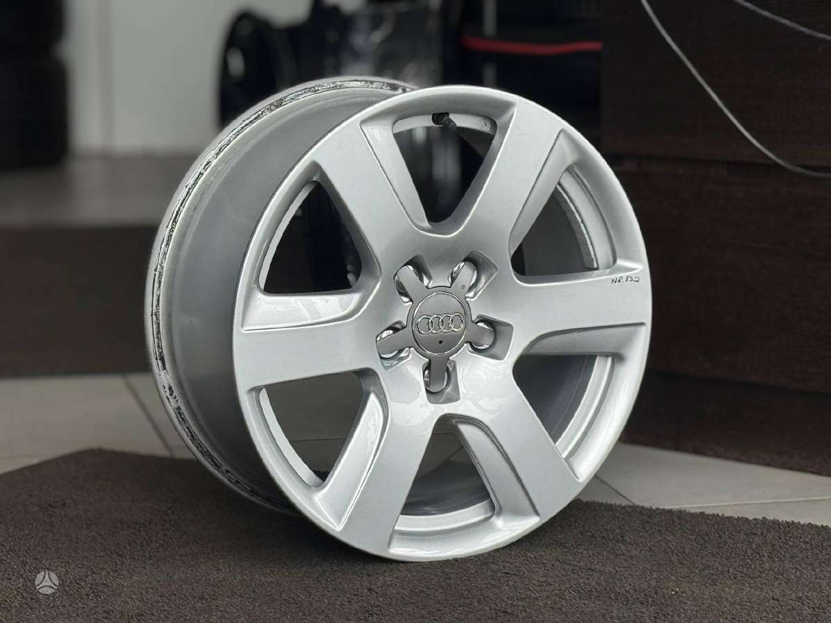 Audi A6 C7 ORIGINALŪS NR.832, легкосплавные , R17