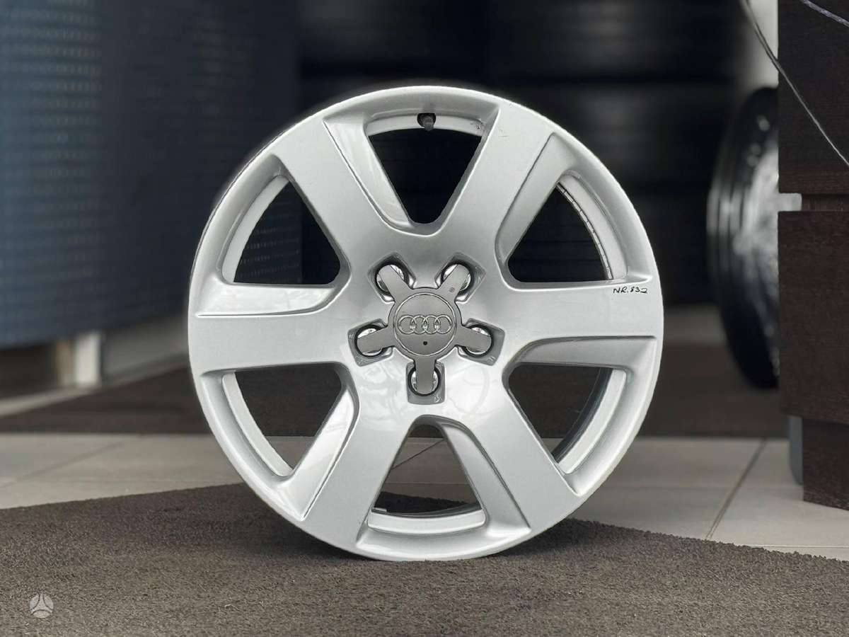 Audi A6 C7 ORIGINALŪS NR.832, легкосплавные , R17